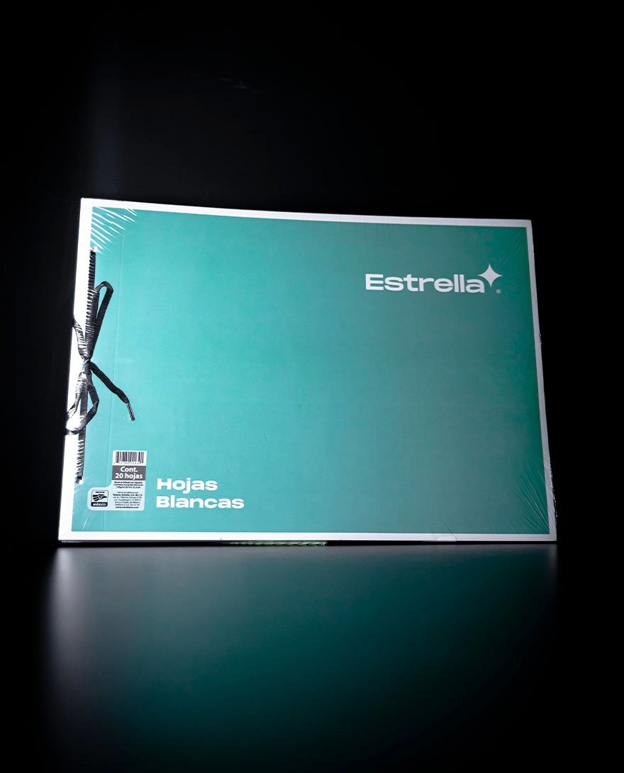 Estrella Bloc de dibujo con agujeta 20 hojas
