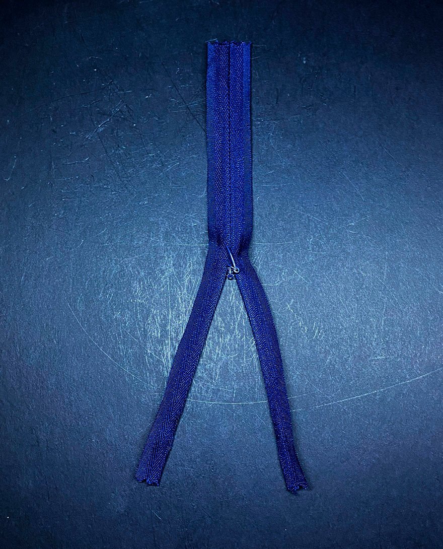 Cierre 20cm azul invisible